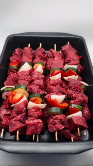 Photo de brochettes de boeuf juteuses et savoureuses